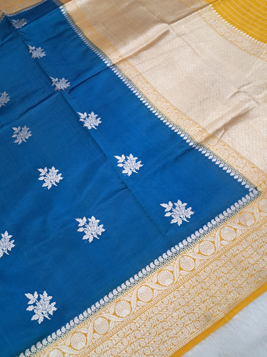 Kadhwa Handlooom Mango Silk Banarasi Saree