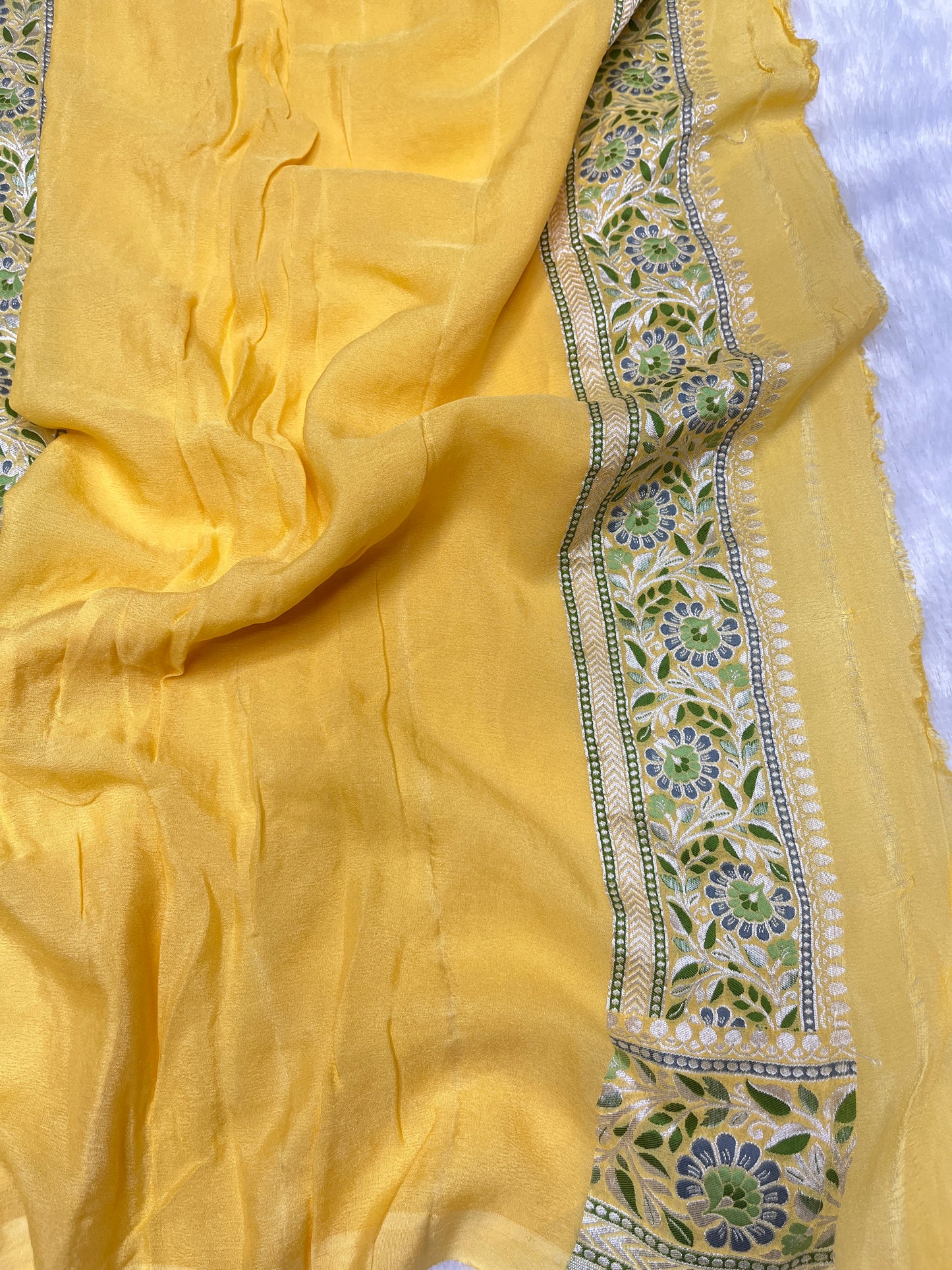 Minakari Tusser Georgette Banarasi Saree
