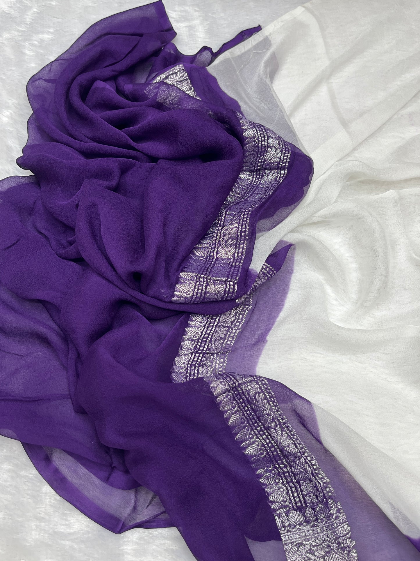White Kadhwa Handloom Khaddi Chiffon Banarasi Saree
