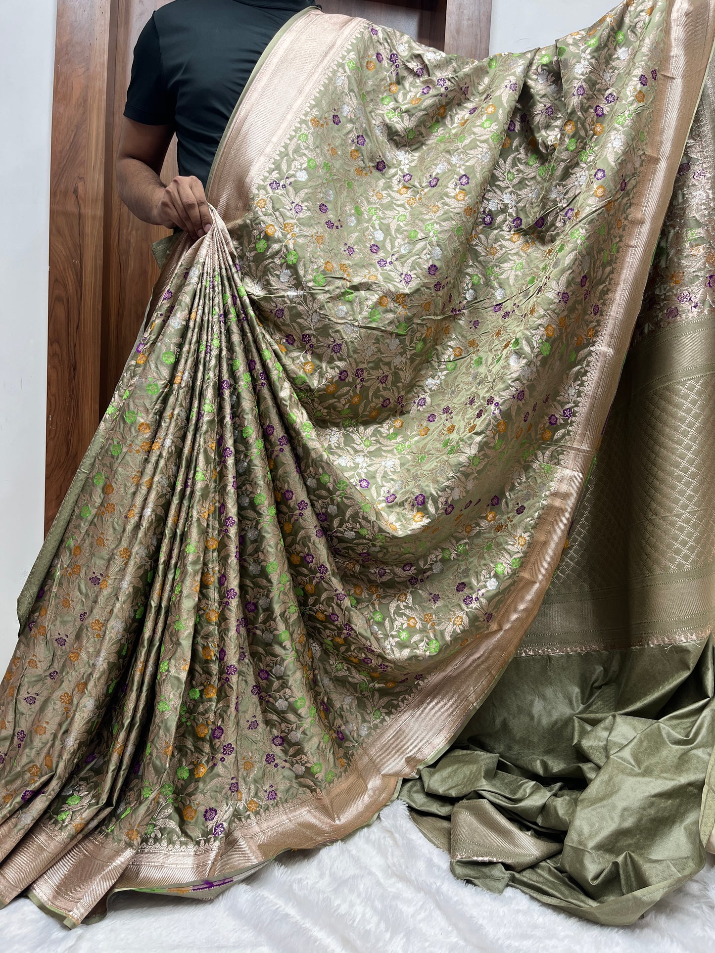 Meenakari Mashru Katan Banarsi Saree