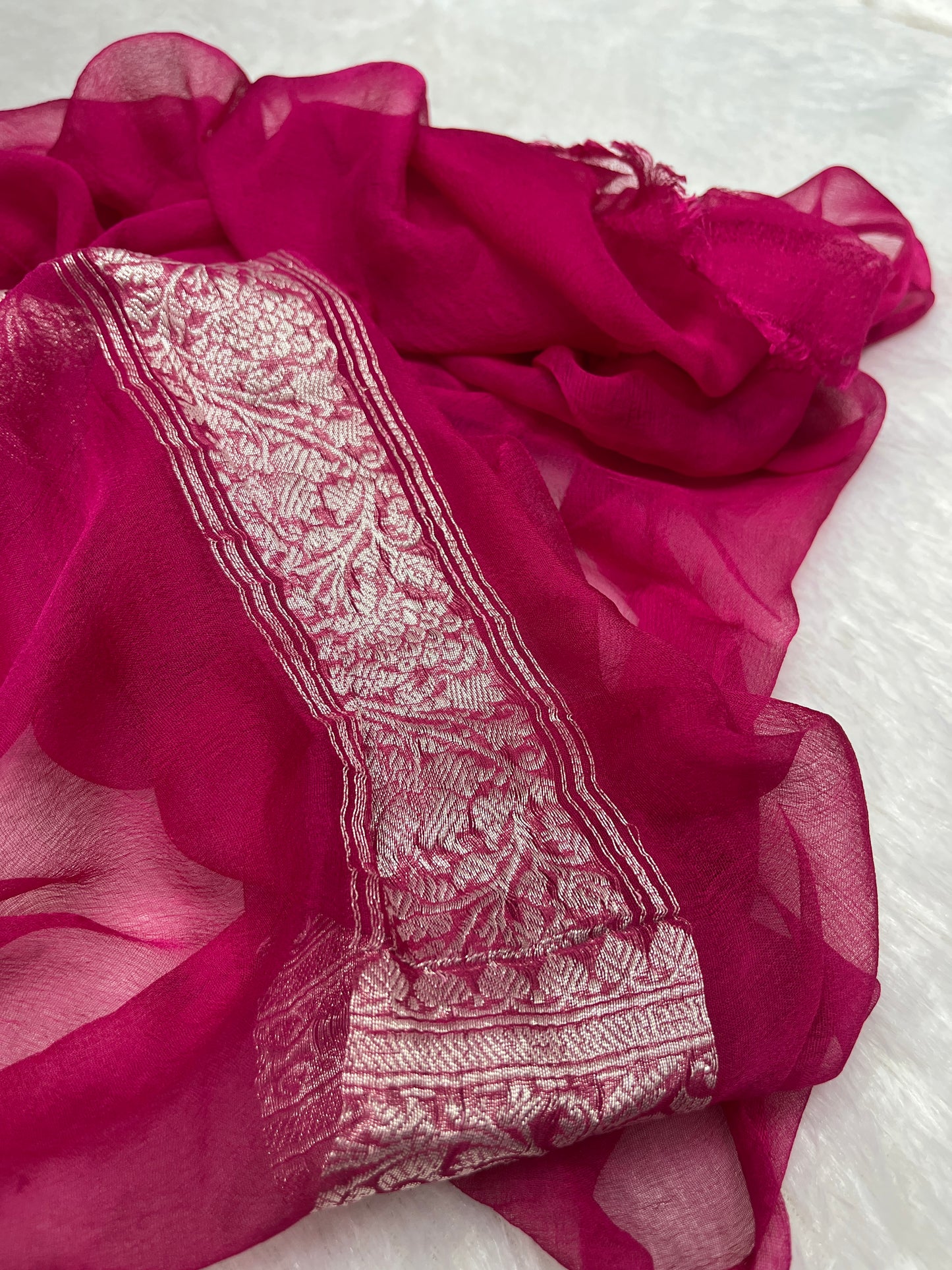 Purple Kadhwa Handloom Khaddi Chiffon Banarasi Saree