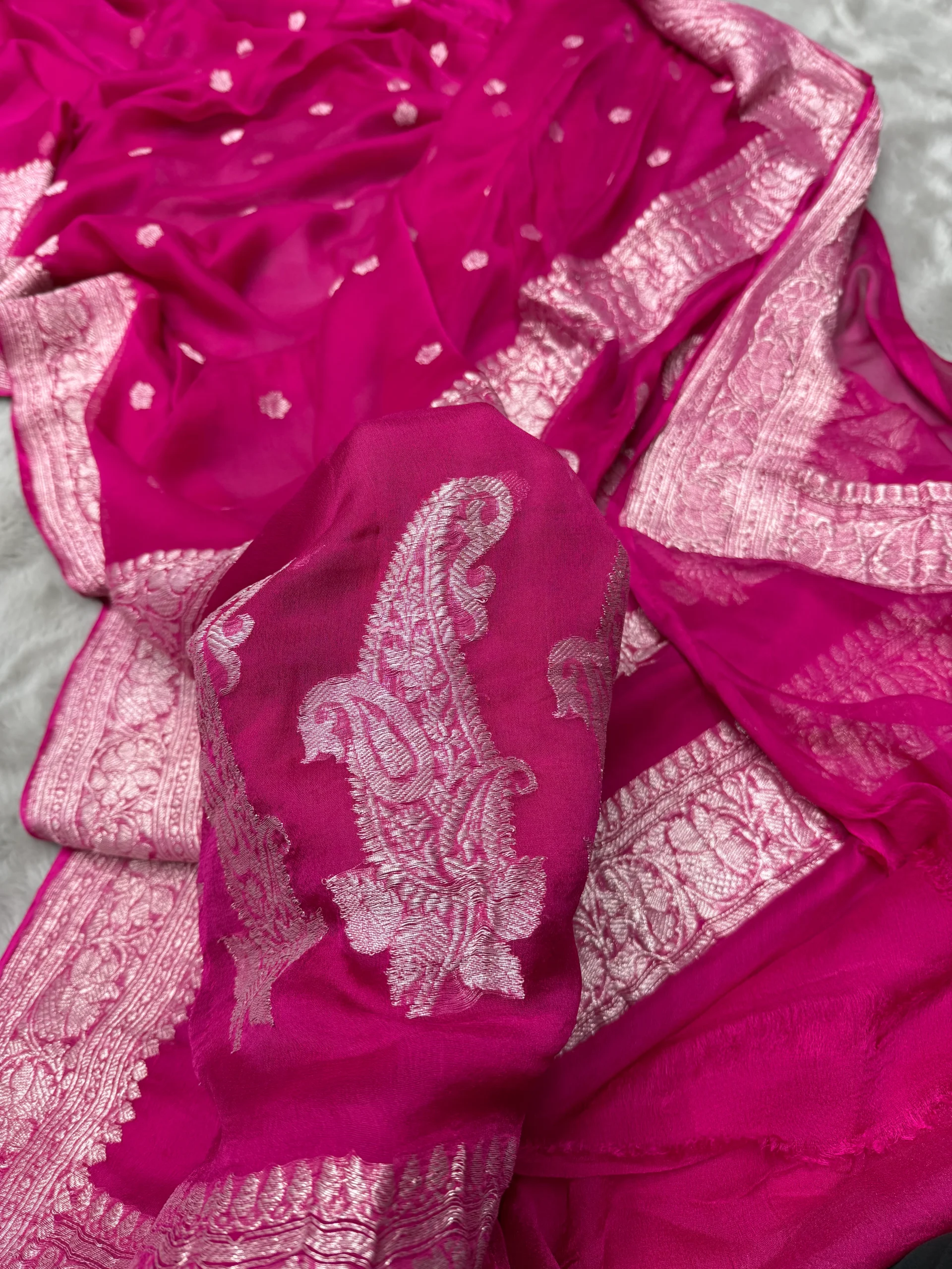 Rani Khaddi Chiffon Banarasi Saree - Image 2