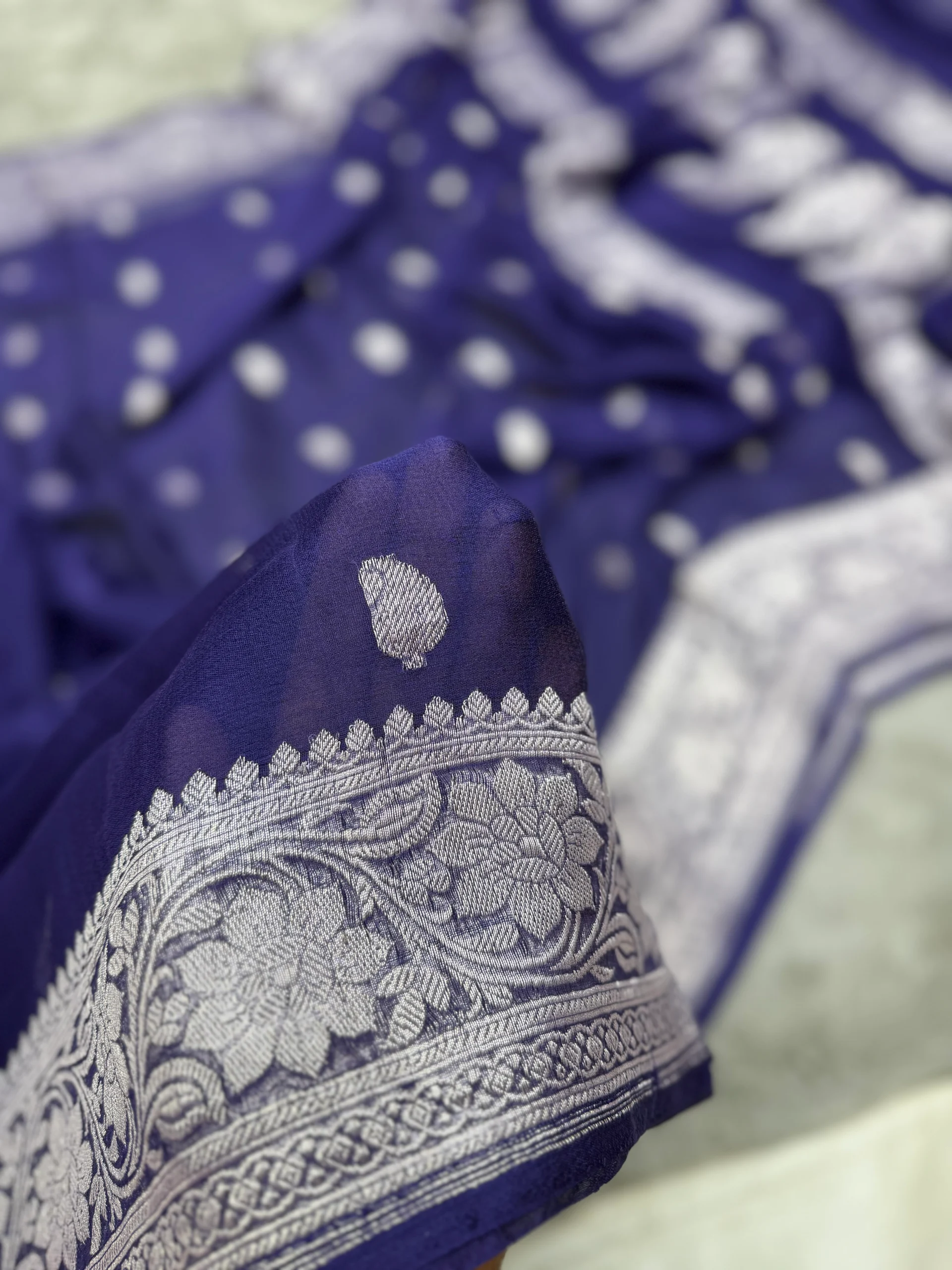 Navy Khaddi Chiffon Banarasi Saree - Image 2