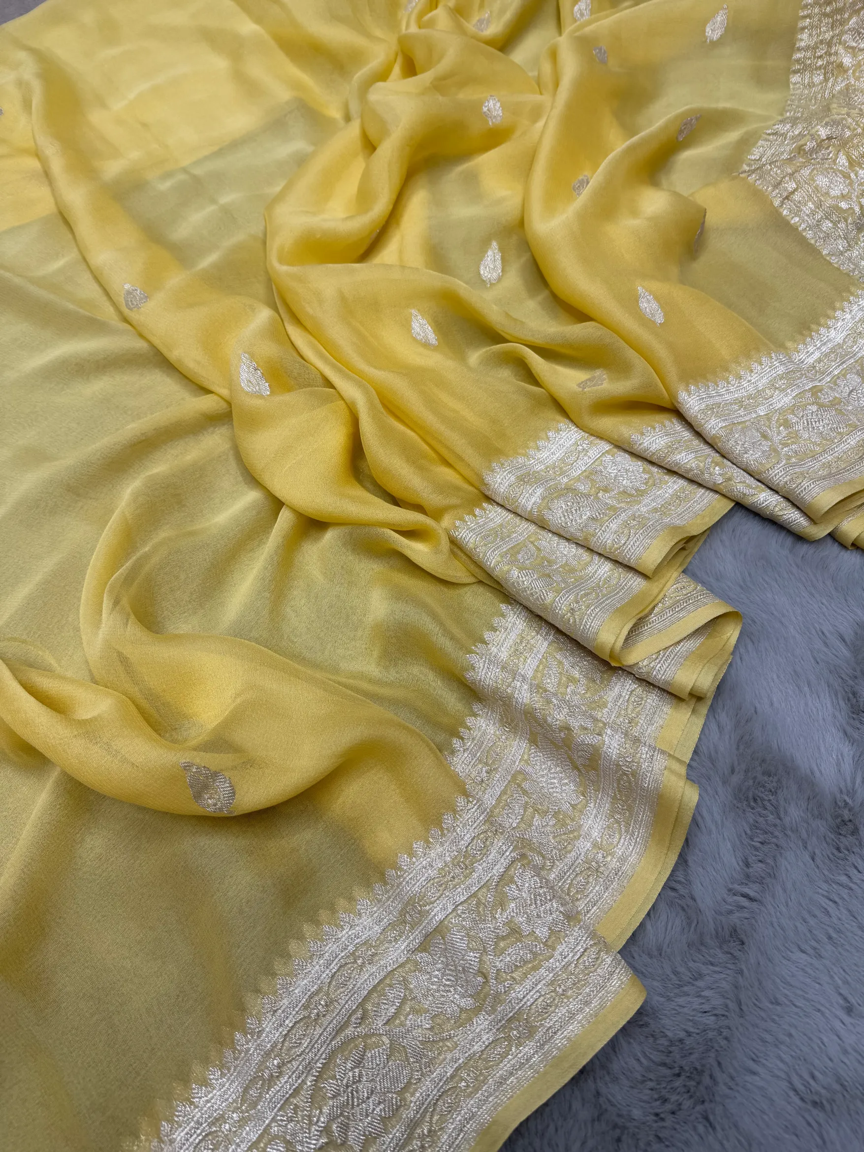 Yellow Khaddi Chiffon Banarasi Saree - Image 3