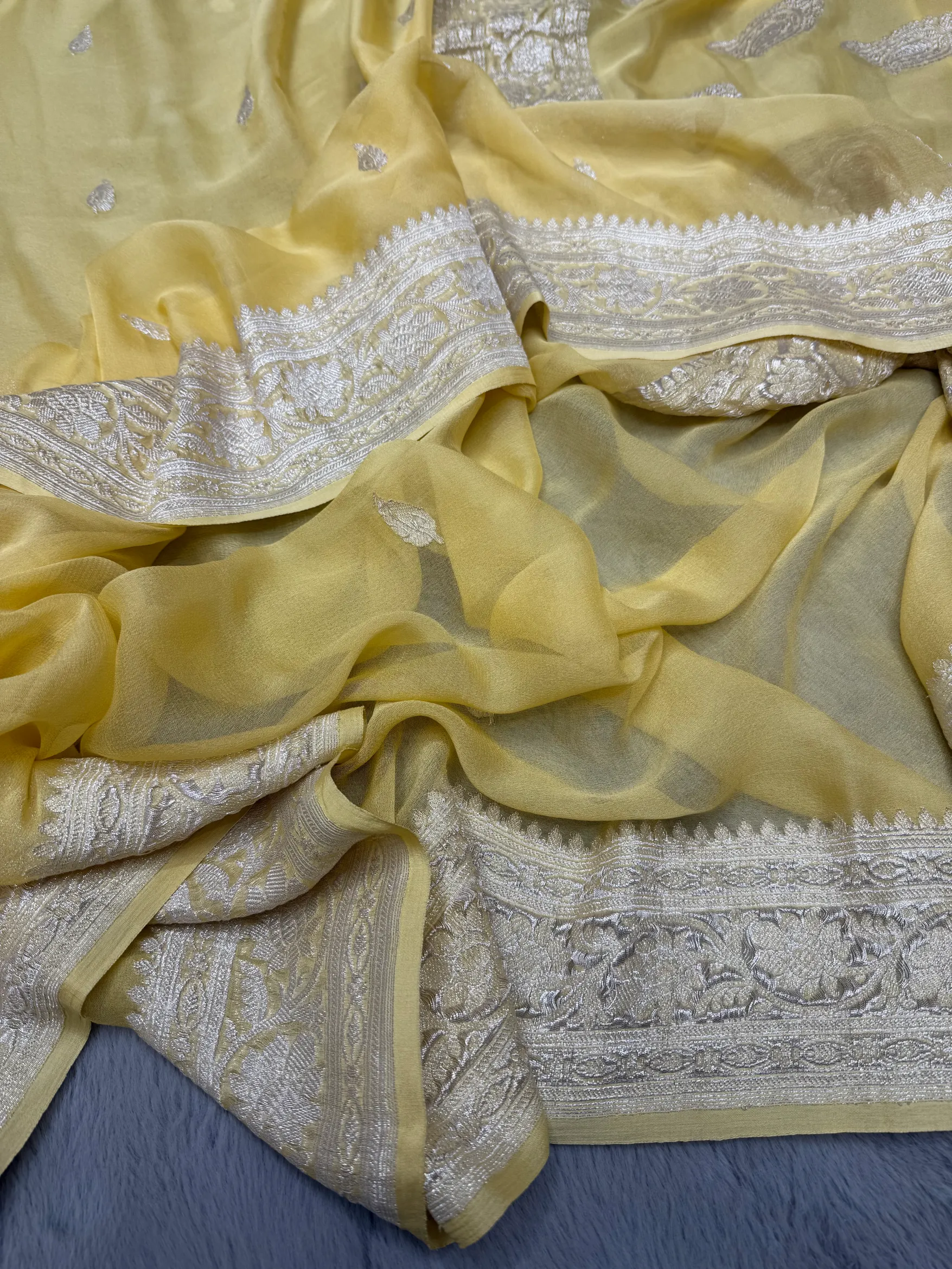 Yellow Khaddi Chiffon Banarasi Saree - Image 4