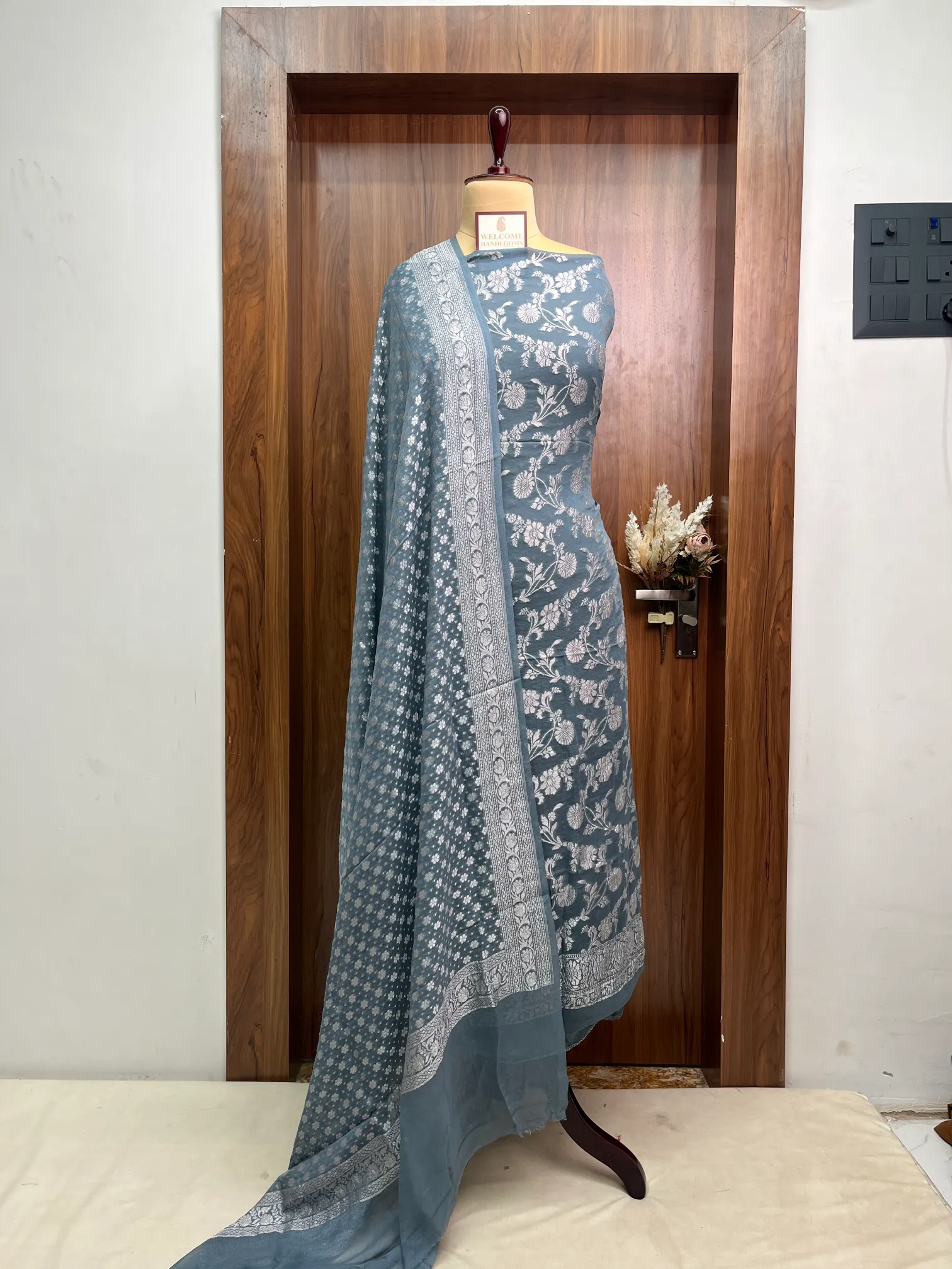 Grey Khaddi Georgette Banarasi Suit - Image 4