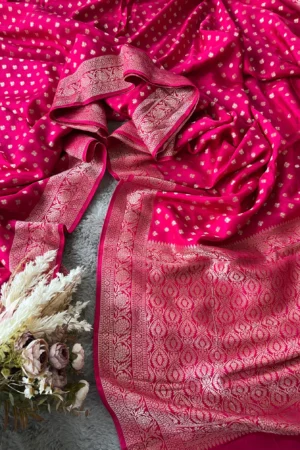 Rani Taj Buti Munga Silk Saree