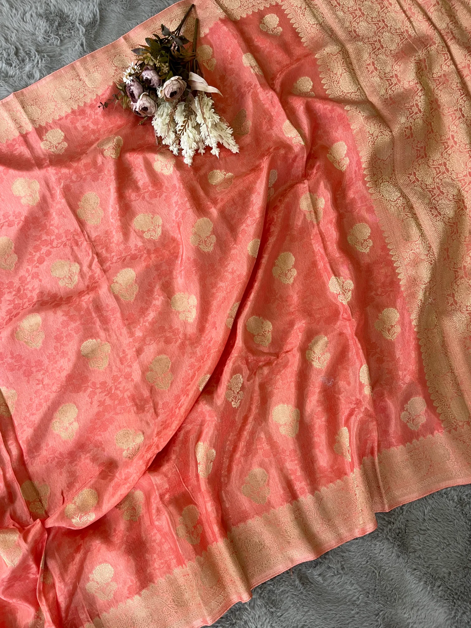 Peach Tanchui Buti Munga Silk Saree - Image 2