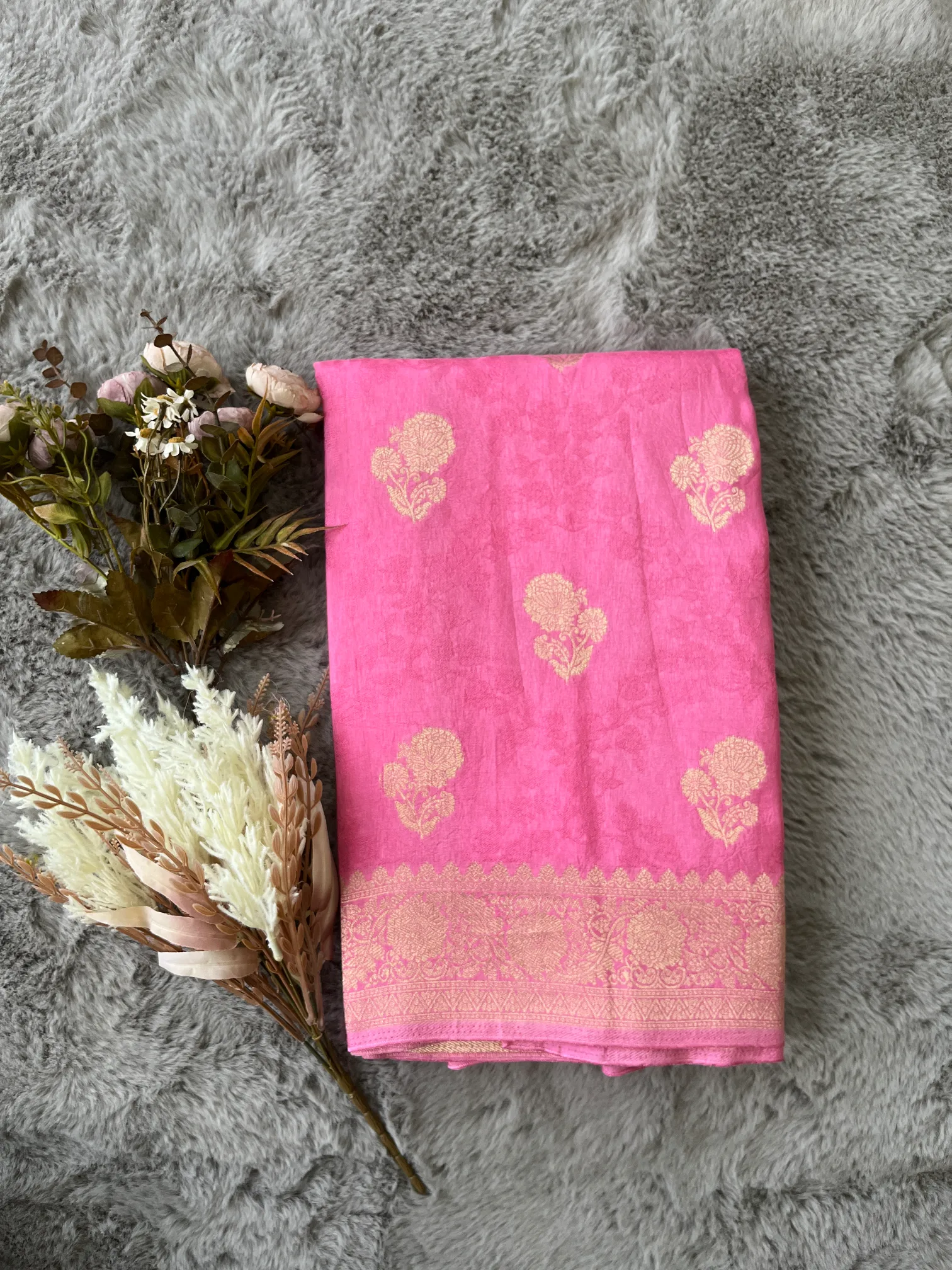 Pink Tanchui Buti Munga Silk Saree