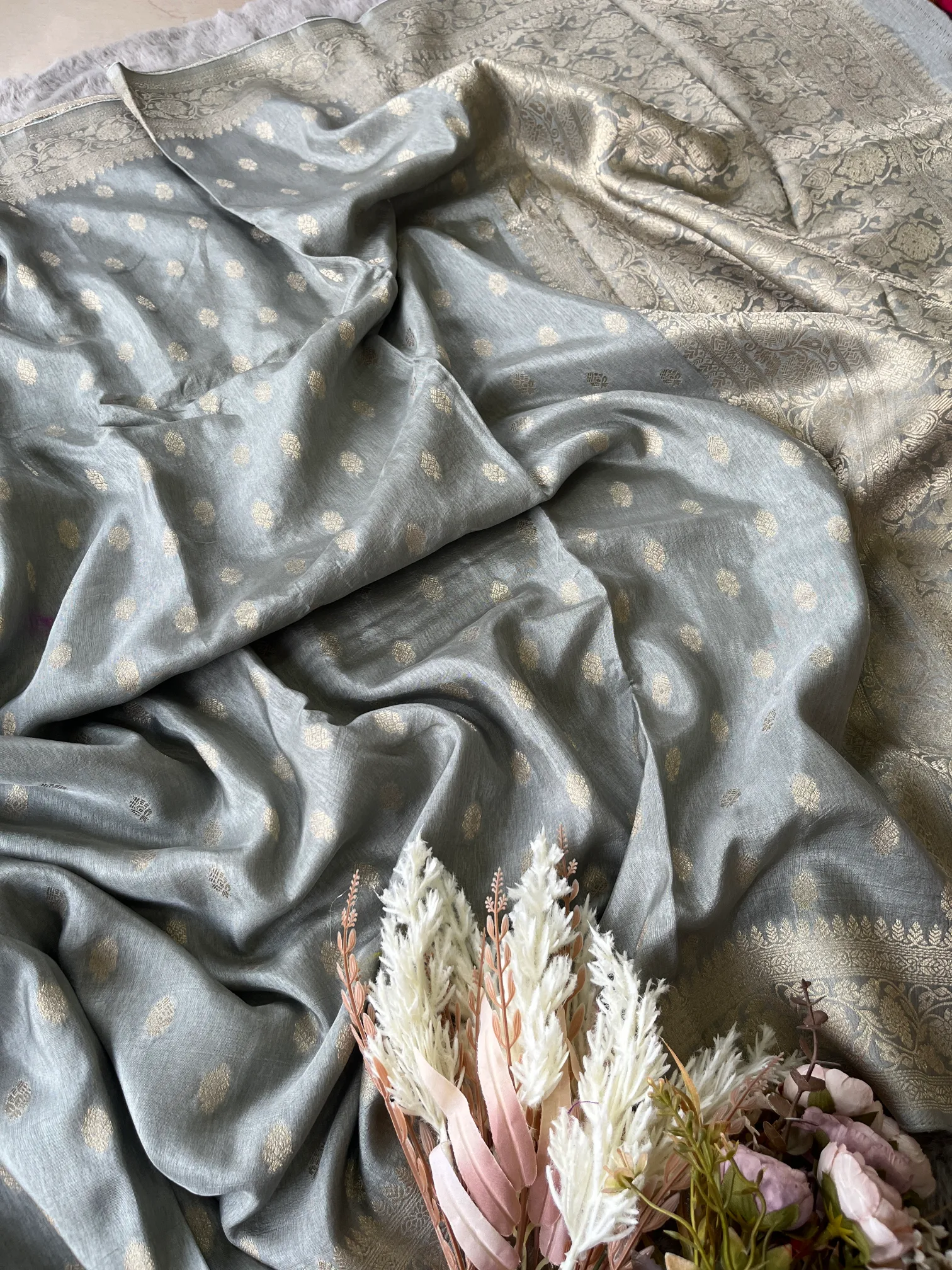 Grey Banarasi Buti Munga Silk Saree