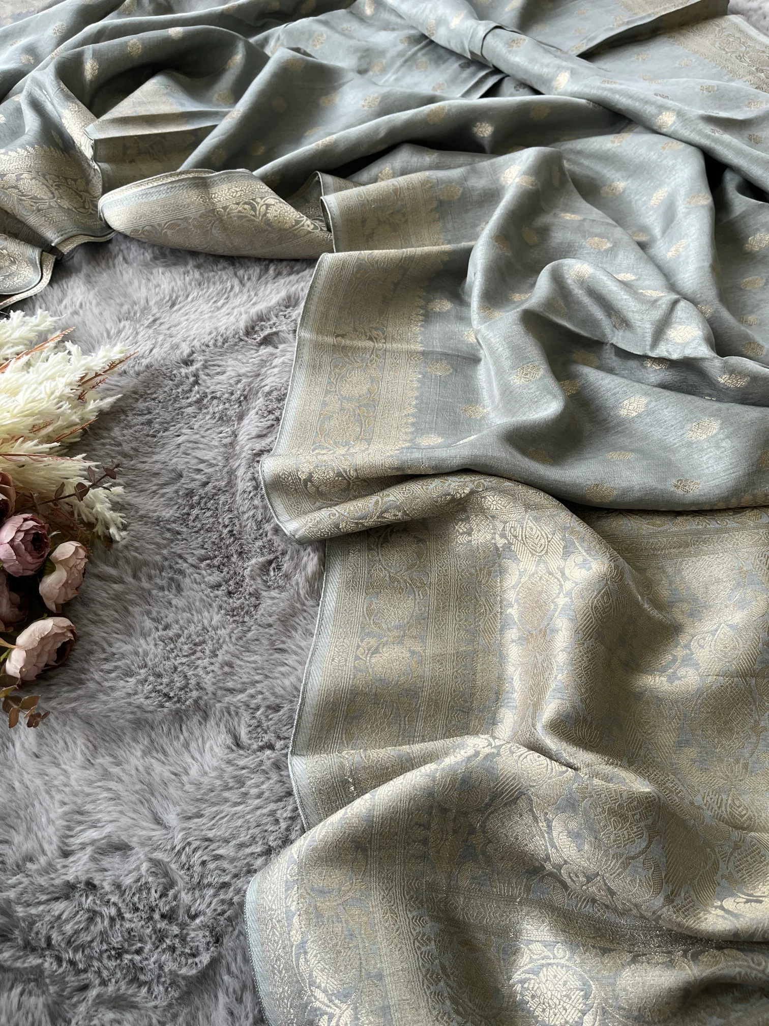 Grey Banarasi Buti Munga Silk Saree - Image 2