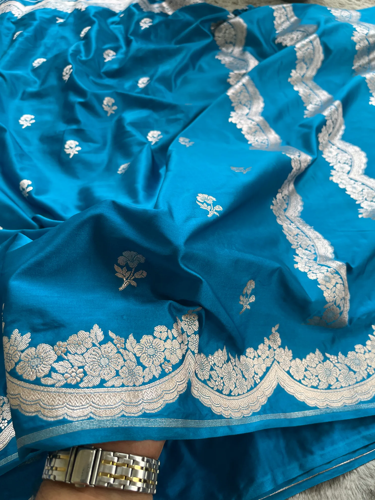 Blue Mashru Katan Banarasi Saree - Image 3