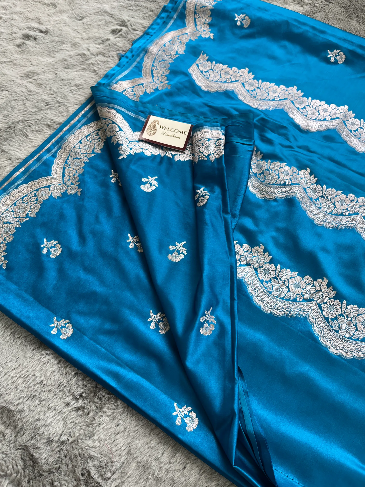 Blue Mashru Katan Banarasi Saree - Image 4