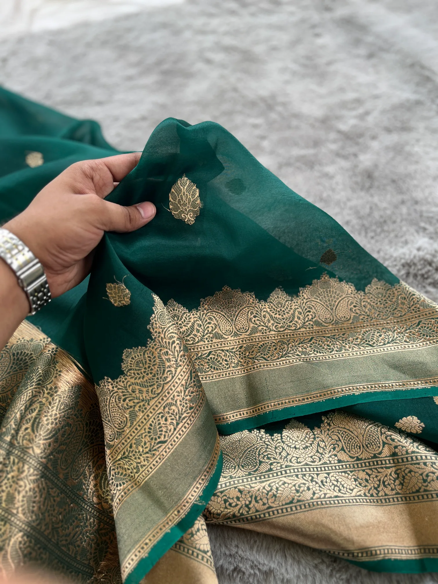 Green Pure Kora Silk Banarasi Saree - Image 2