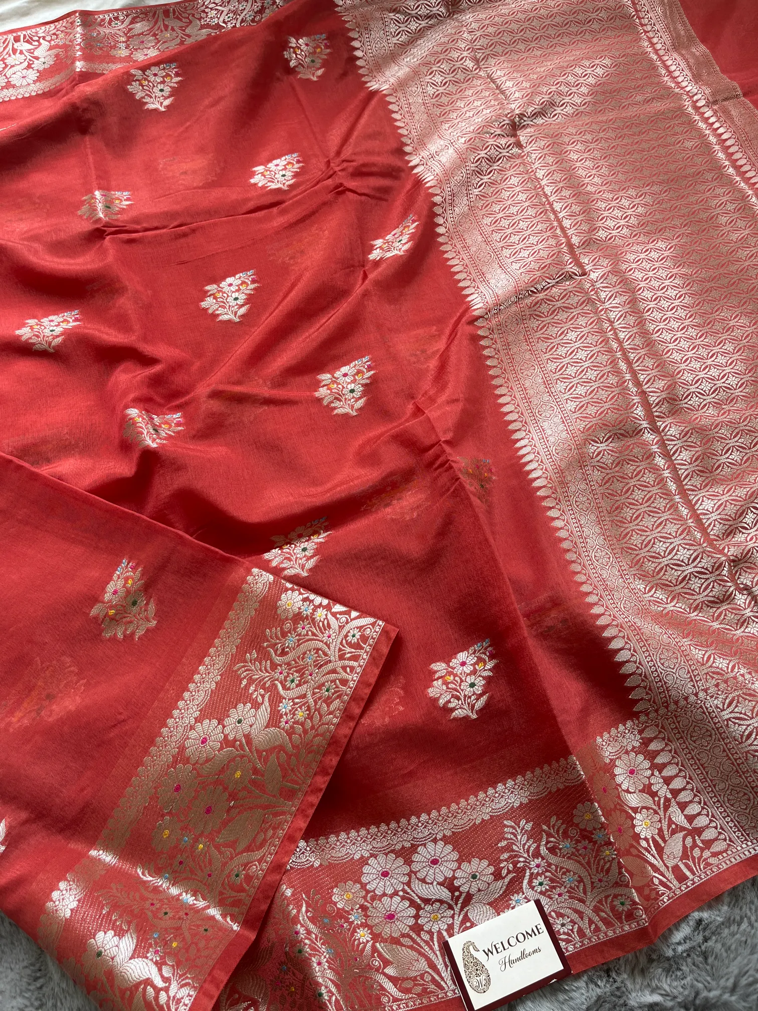 Red Minakari Viscose Silk Banarasi Saree - Image 3